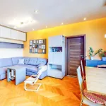 Appartement Novy V Ostrave U Misky S Akvariem A Vyhledem Z Balkonu Na Beskydy